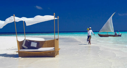 Maldives sandbank-service