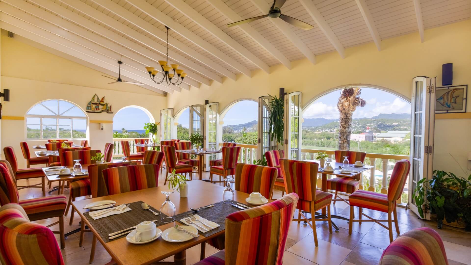 Dining at Blue Horizons Garden Resort