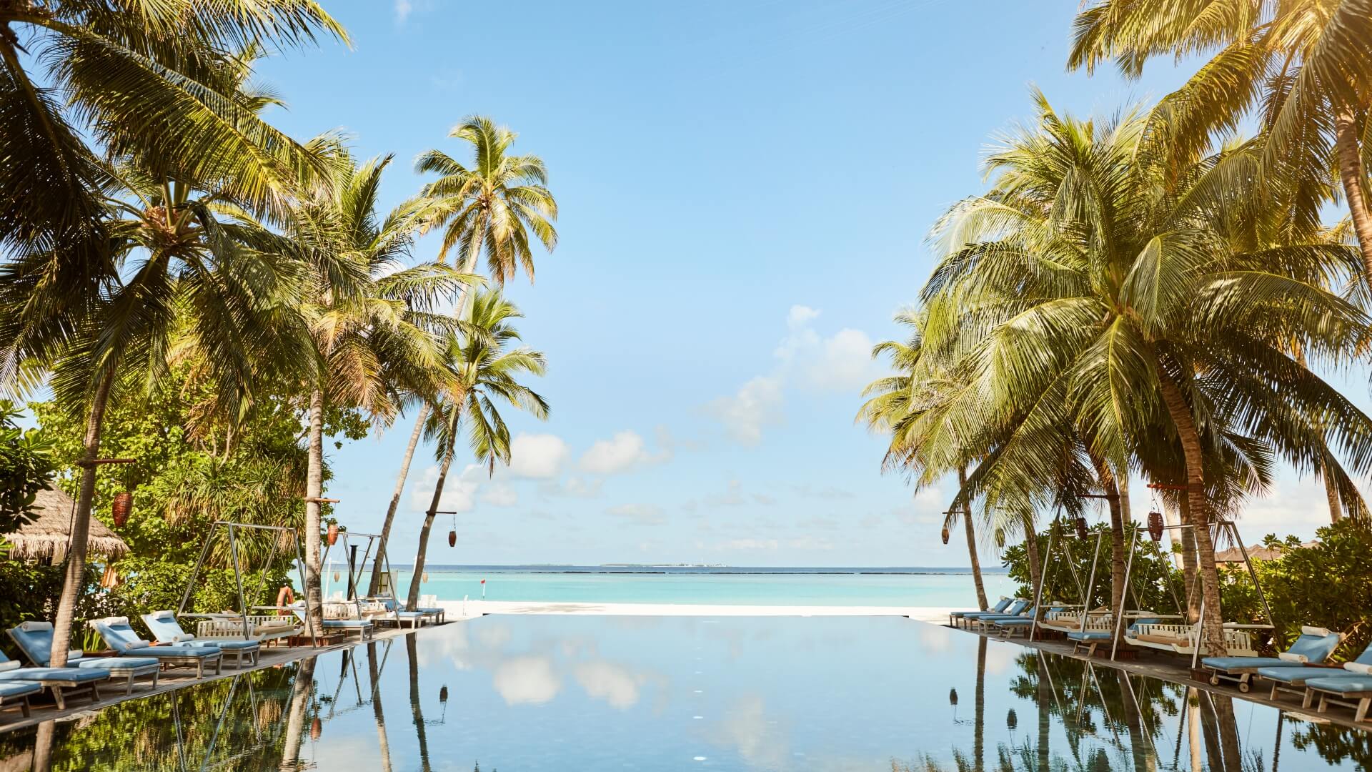 Pool at Sun Siyam Iru Fushi