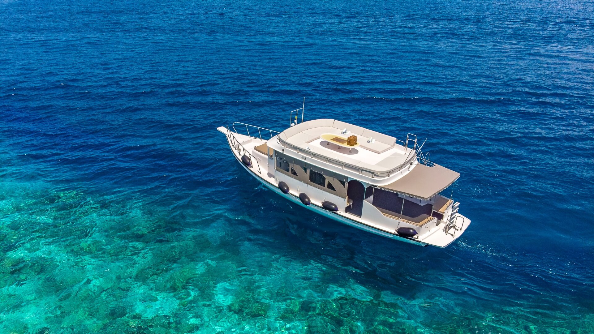 Boat trip at Hurawalhi