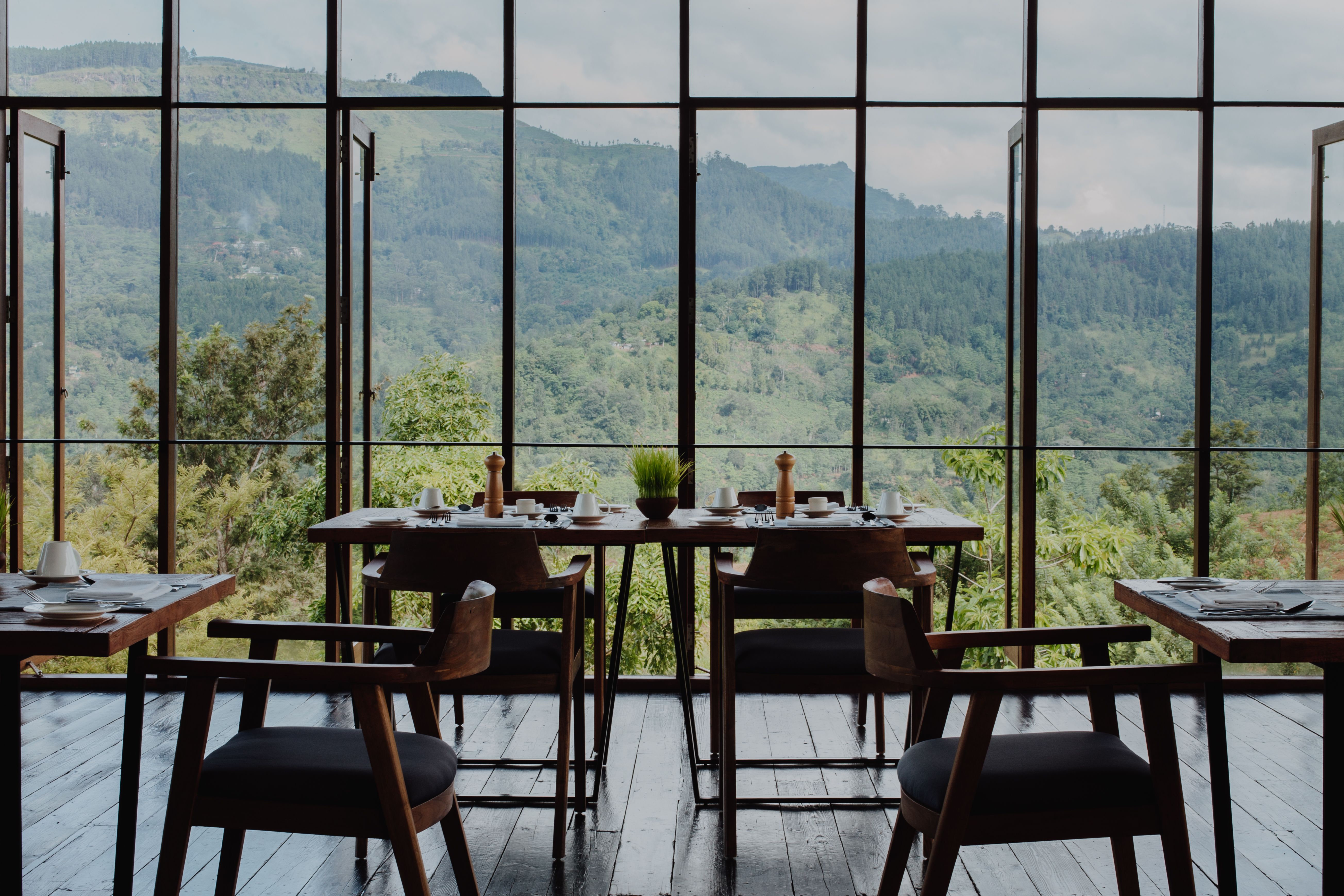 Dining at Santani