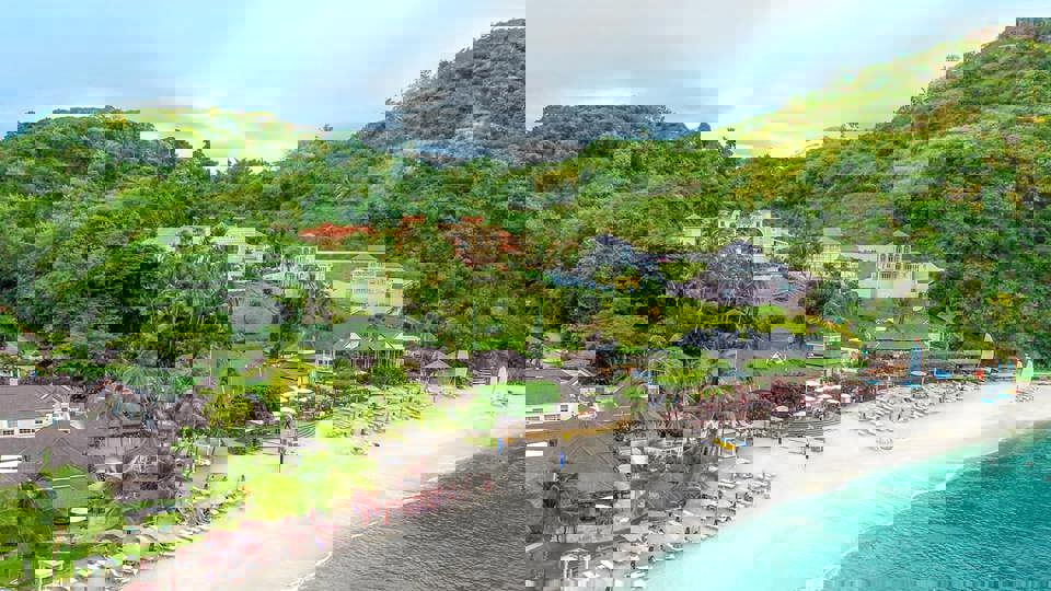 Featured 07