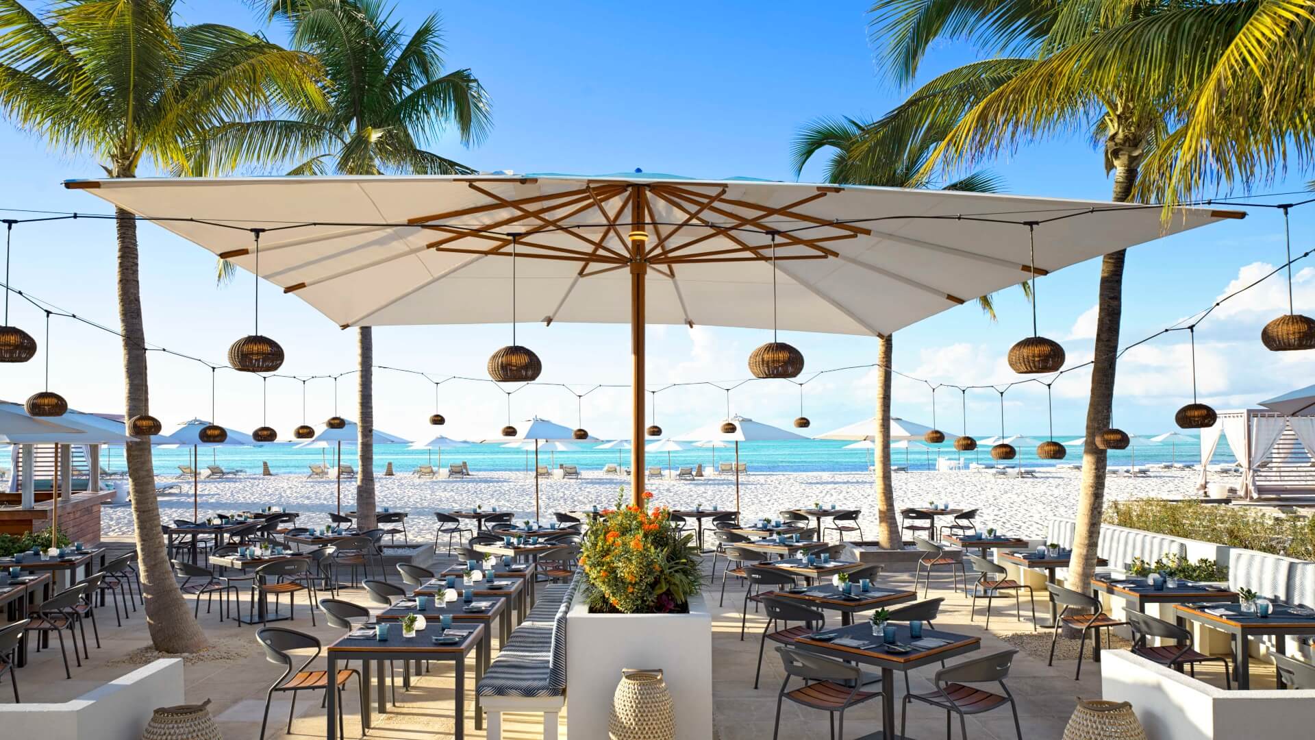 Dining at Wymara Resort