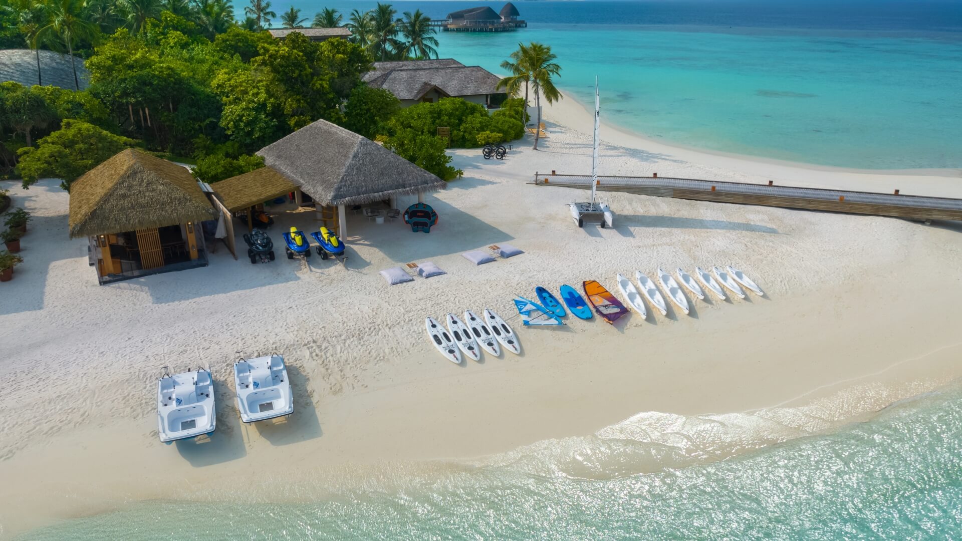 Watersports at Emerald Faarufushi