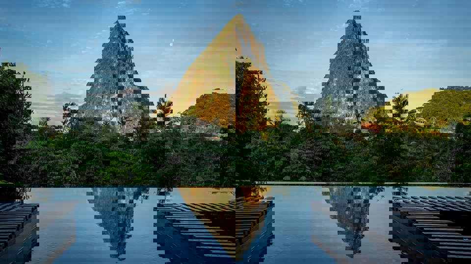 Featured 07